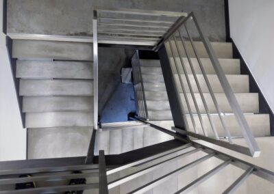 Betonowe schody ażurowa